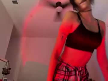 kylie cooper18