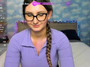 nikkikiss   